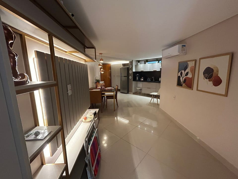 Family Studio, Multiple Beds, Refrigerator & Microwave, Pool View | Interior