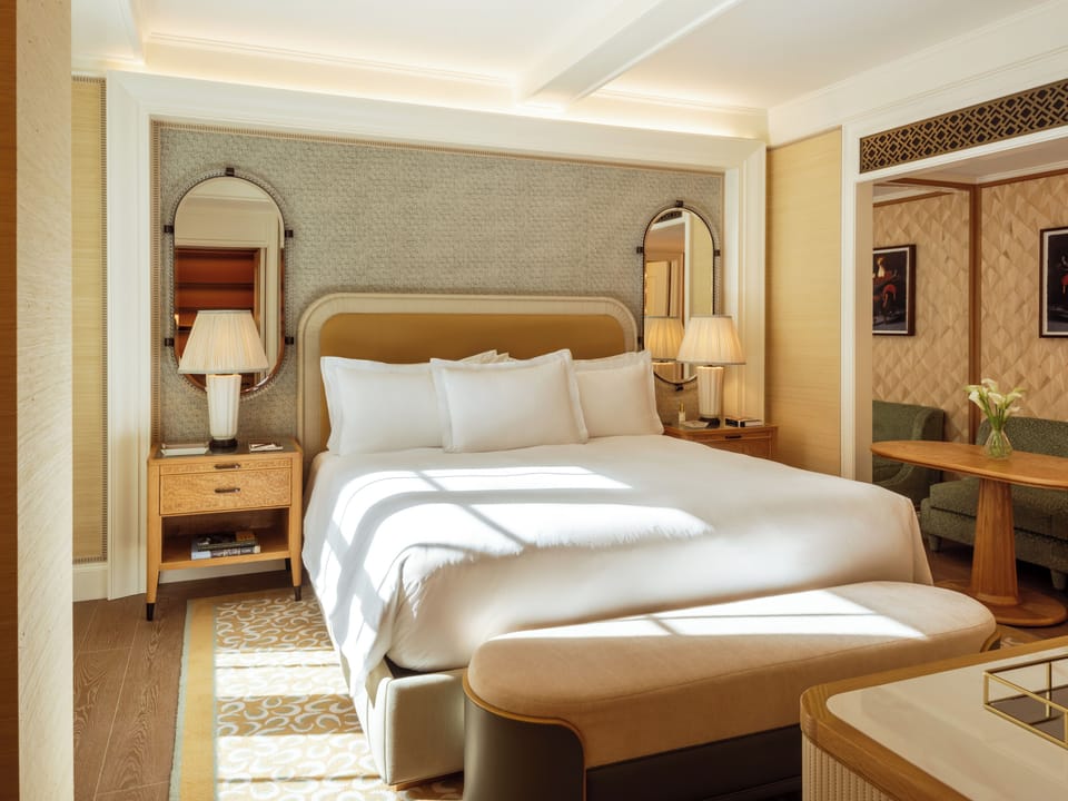 Executive Room (King) | Frette Italian sheets, premium bedding, down comforters, pillowtop beds