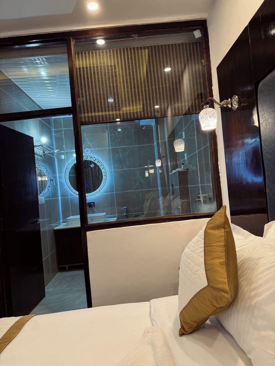Superior Room, Mountain View | Bathroom