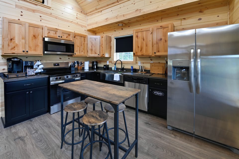 House (2 Bedrooms) | Interior