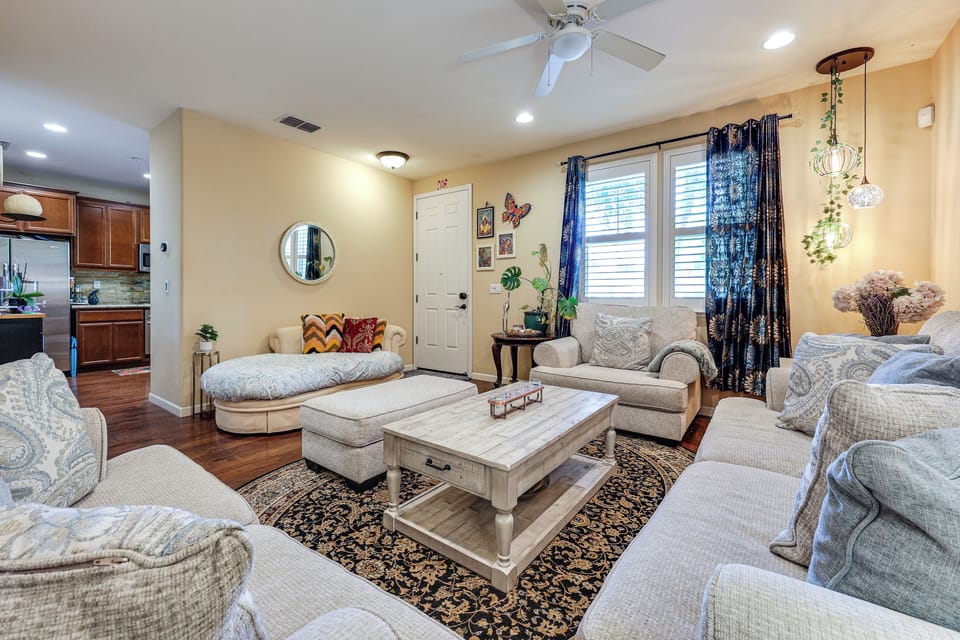 House (3 Bedrooms) | Interior