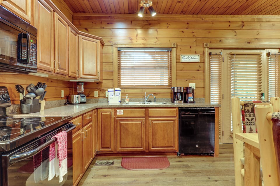 House (2 Bedrooms) | Interior