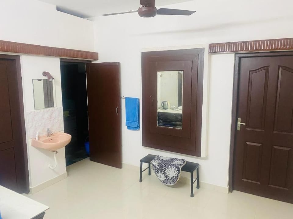 Comfort Double Room, Patio, Garden View | Bathroom