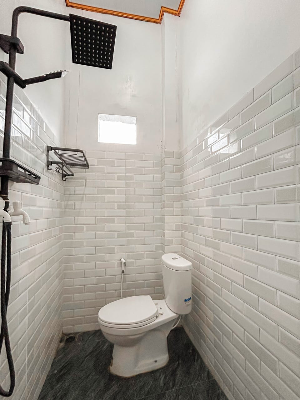 Deluxe Double Room | Bathroom | Free toiletries, towels, soap, shampoo