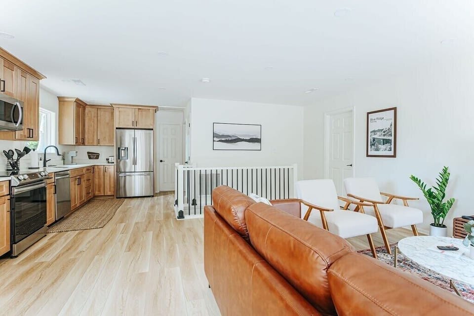 House, Private Bathroom (Fox Hill) | Lounge