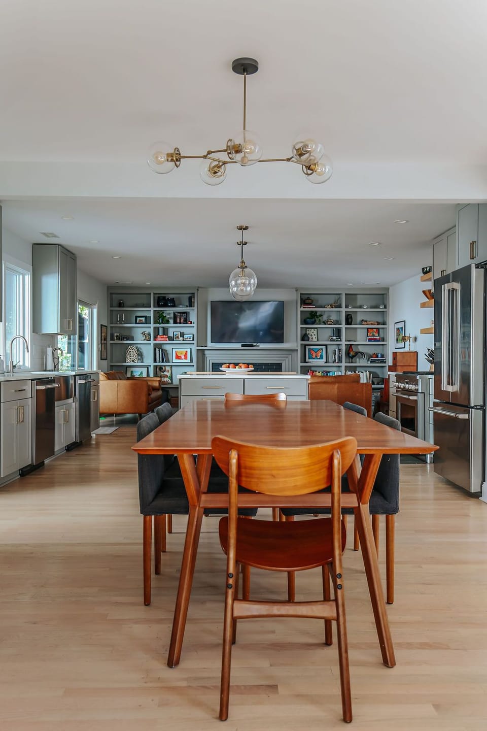 House, Private Bathroom (Hardwood Hall) | Dining