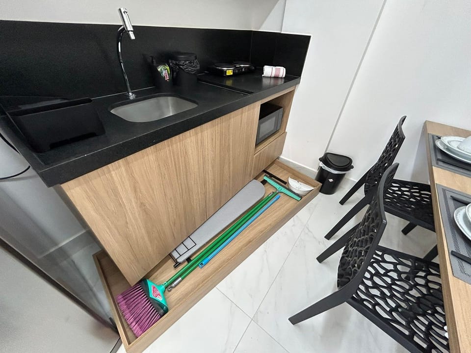Basic Apartment | Private kitchen