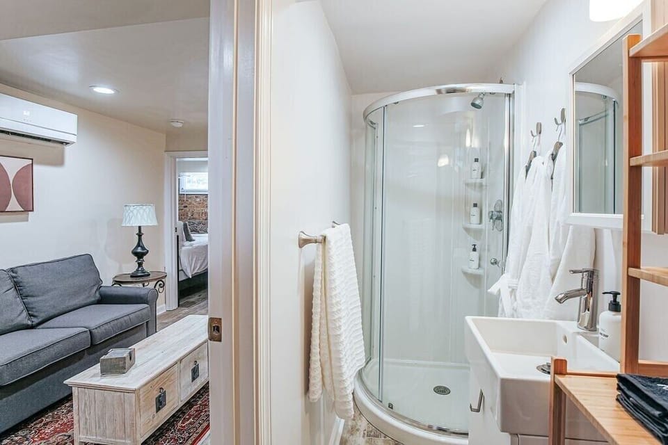 Staunton Underground Apartment in Staunton