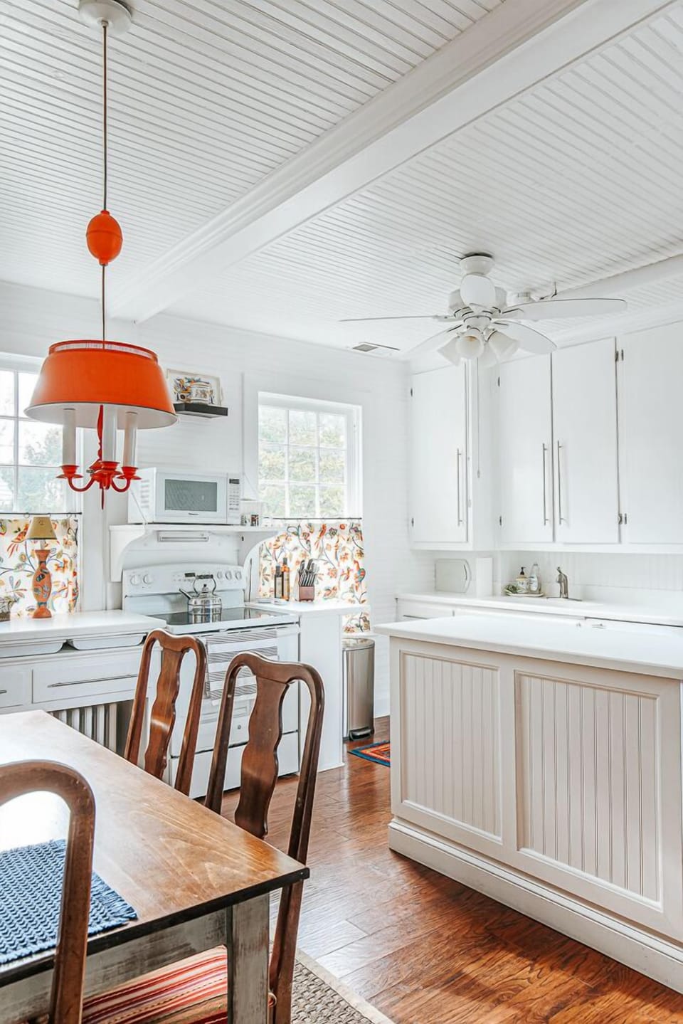 House, Private Bathroom (The Cardinal House) | Shared kitchen