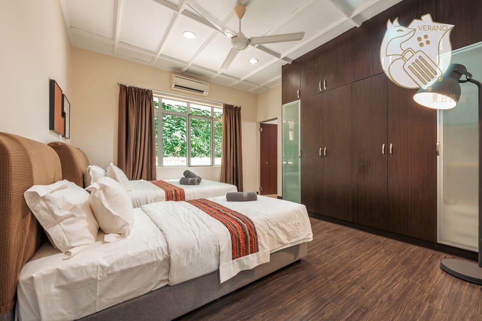 20pax Bali Villa with Karaoke & BBQ Area Villa in Kuala Lumpur City