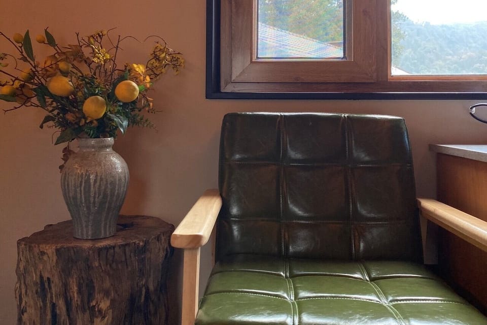 Superior Double Room, Balcony, Mountain View | Interior