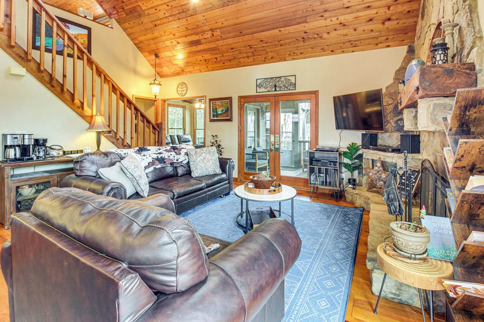 House (2 Bedrooms) | Interior