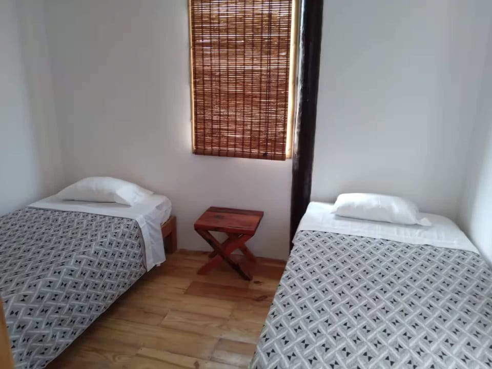 House | 3 bedrooms, high-speed internet