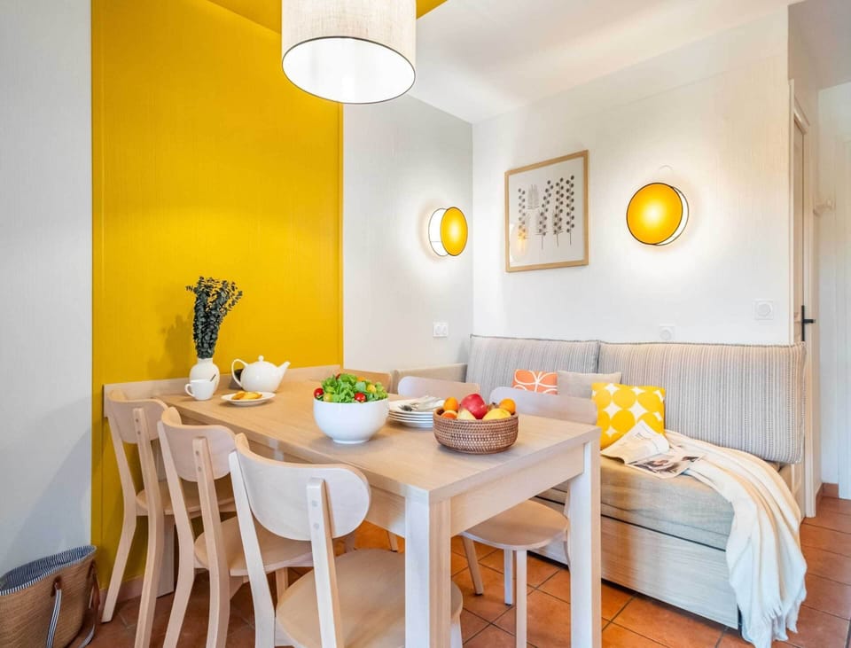 Apartment | Dining