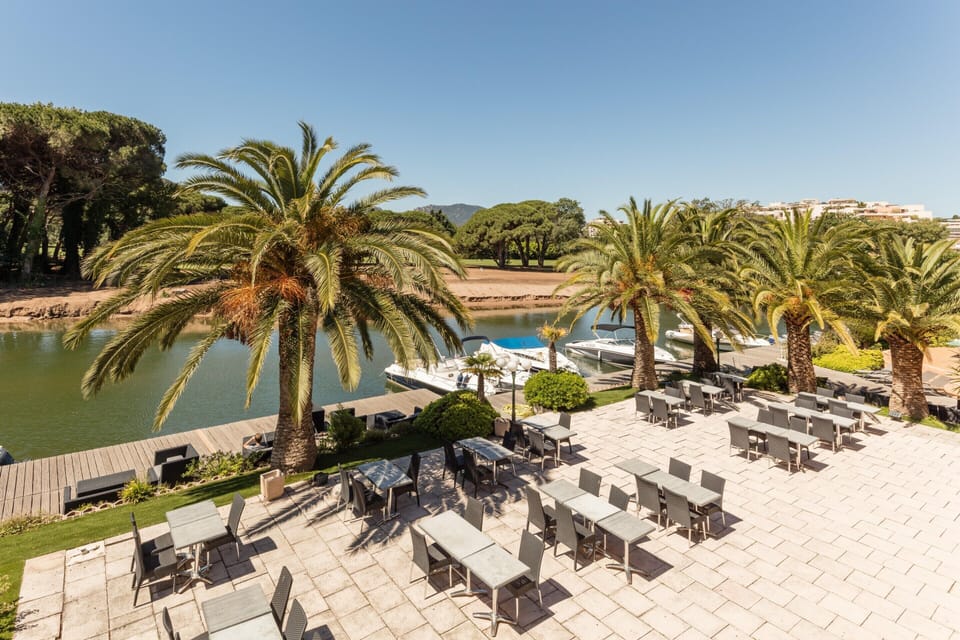 Apartment | Outdoor dining