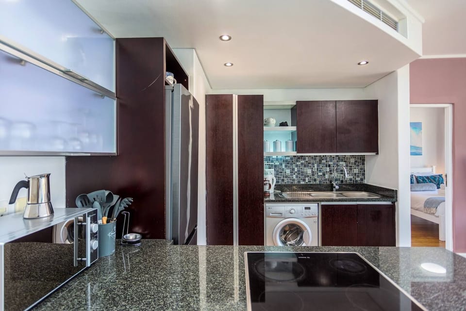 Apartment, 2 Bedrooms, Accessible, Balcony | Interior