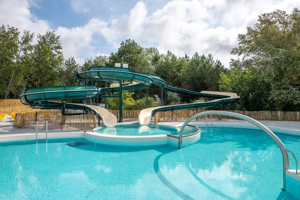 Apartment | Pool | Indoor pool, outdoor pool