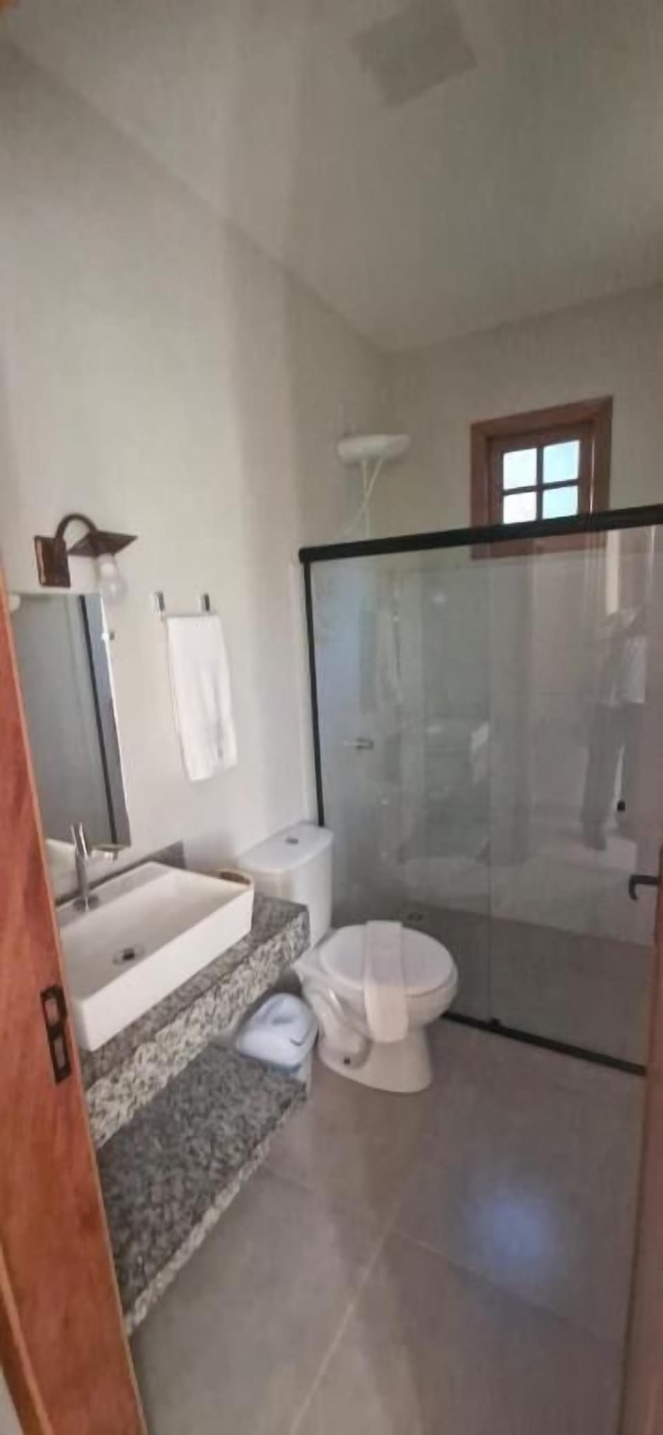 Standard Suite Solteiro | Bathroom