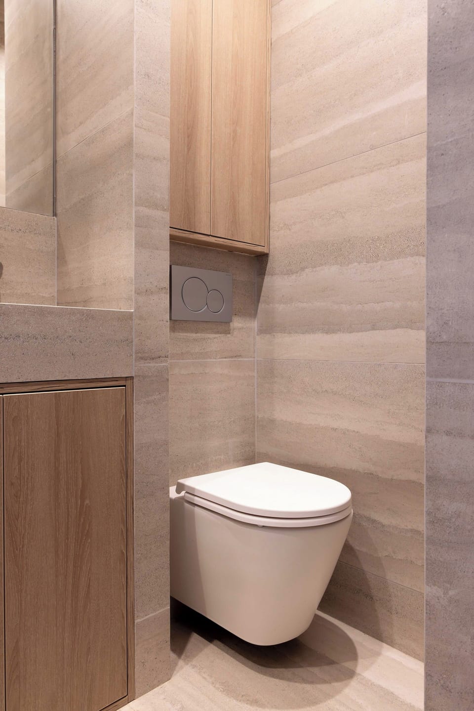 Apartment | Bathroom | Hair dryer, towels, shampoo