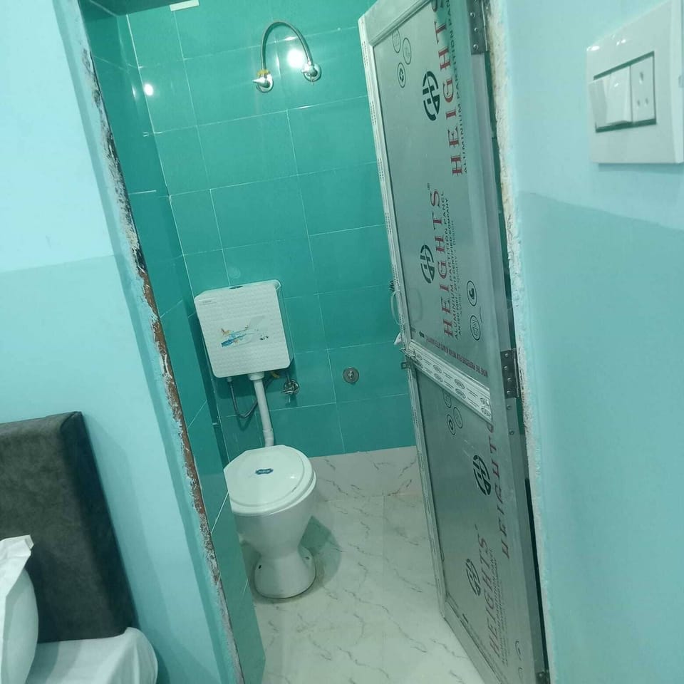 Deluxe Single Room | Bathroom