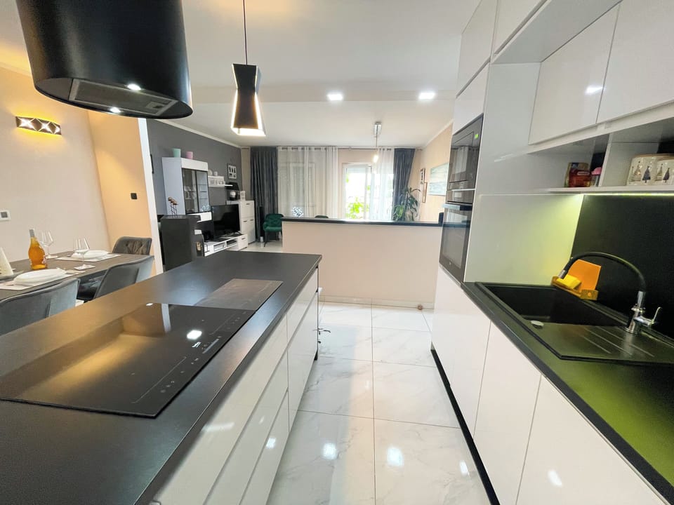 Apartment, Sea View | Private kitchen