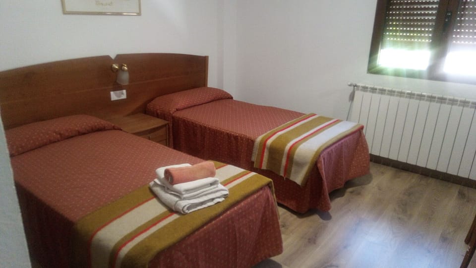 Basic Double or Twin Room | Free WiFi