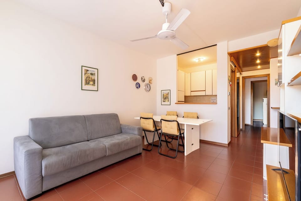 Apartment, Balcony | Living area | 35-cm TV with digital channels