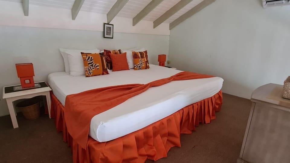 Standard Studio | 1 bedroom, in-room safe, iron/ironing board (on request), bed sheets
