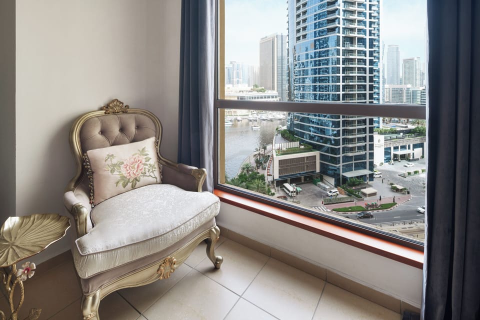 Apartment, Lake View | City view