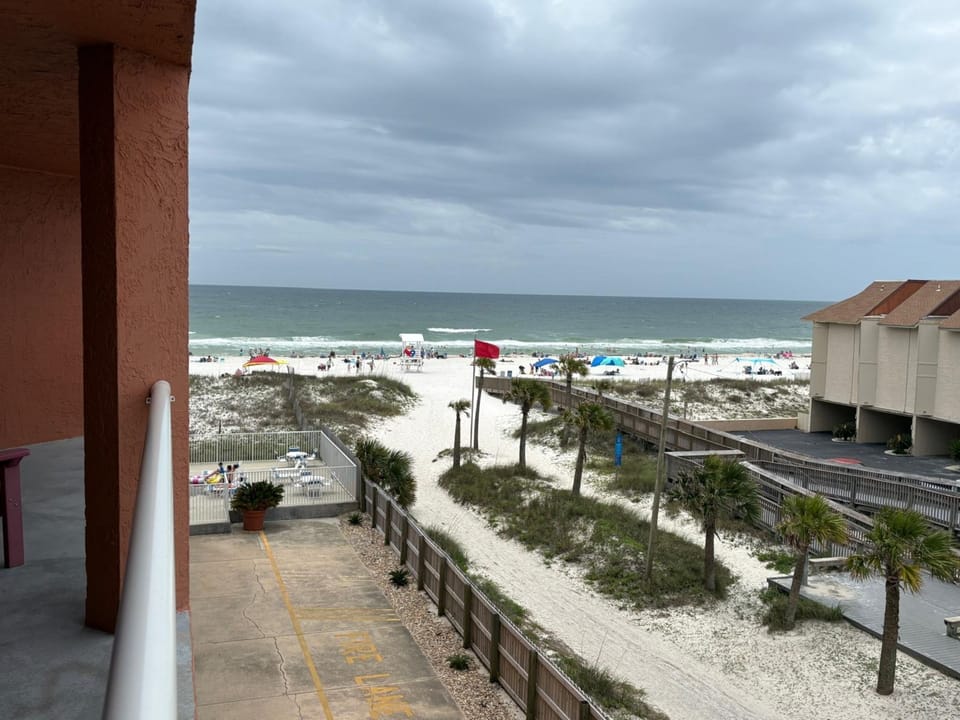 Exclusive Condo, Beach View | Balcony view