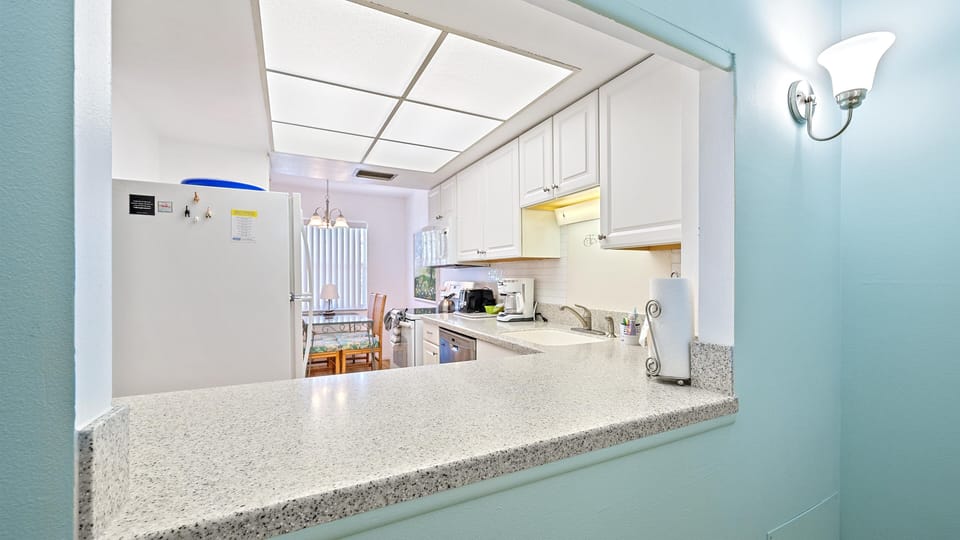 Condo, 2 Bedrooms | Private kitchen | Coffee/tea maker, fridge, oven, toaster