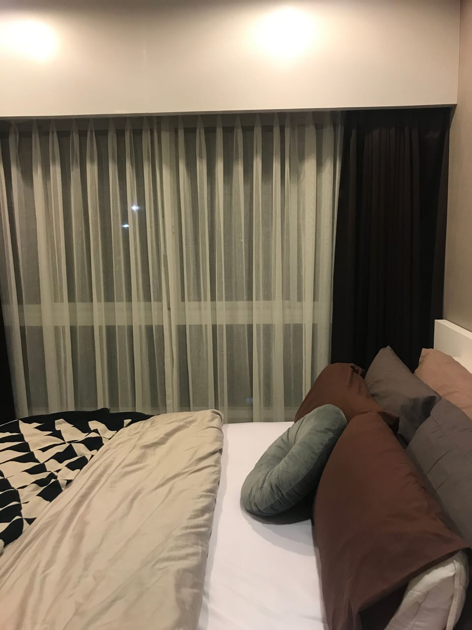 Short Term or Long Term at BTS Wongwianyai Apartment in Bangkok