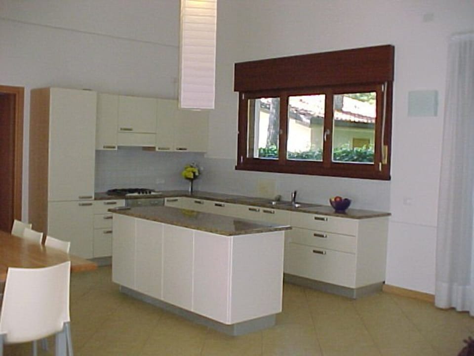 Apartment, 3 Bedrooms, Patio, Garden View | Interior