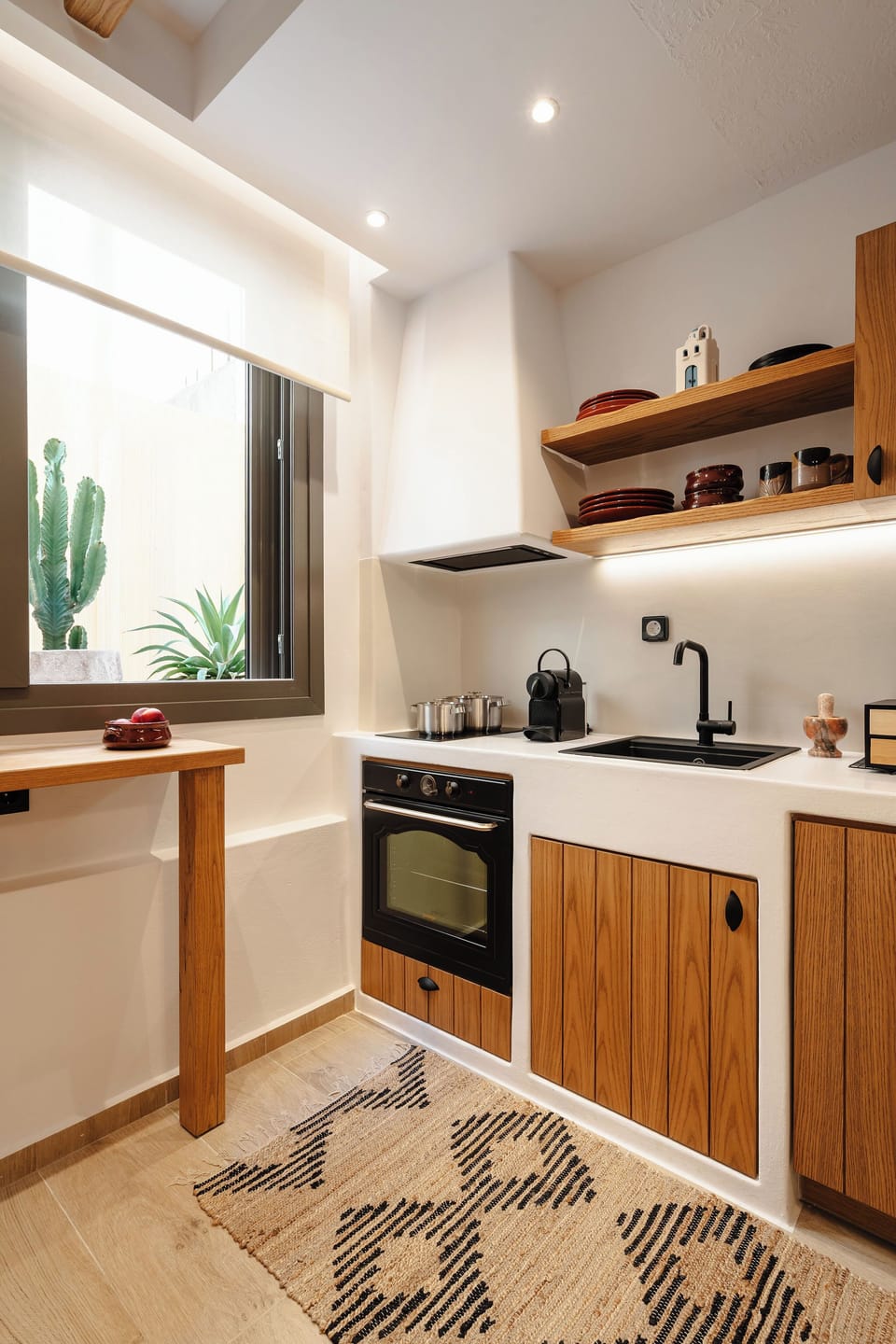 Luxury Apartment, 2 Bedrooms | Private kitchen | Espresso maker, coffee/tea maker, electric kettle