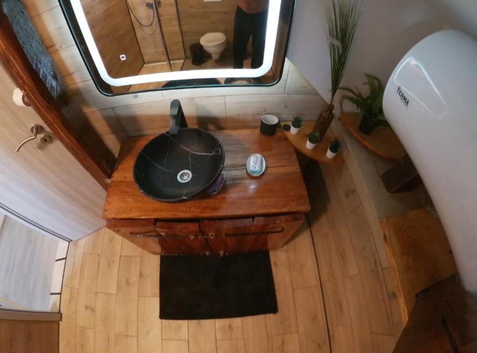 House (mountain view) | Bathroom | Towels