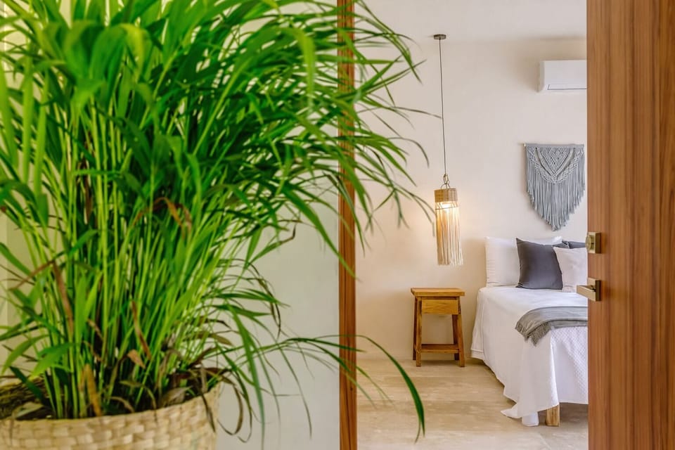 Luxury Apartment, Garden View | Interior