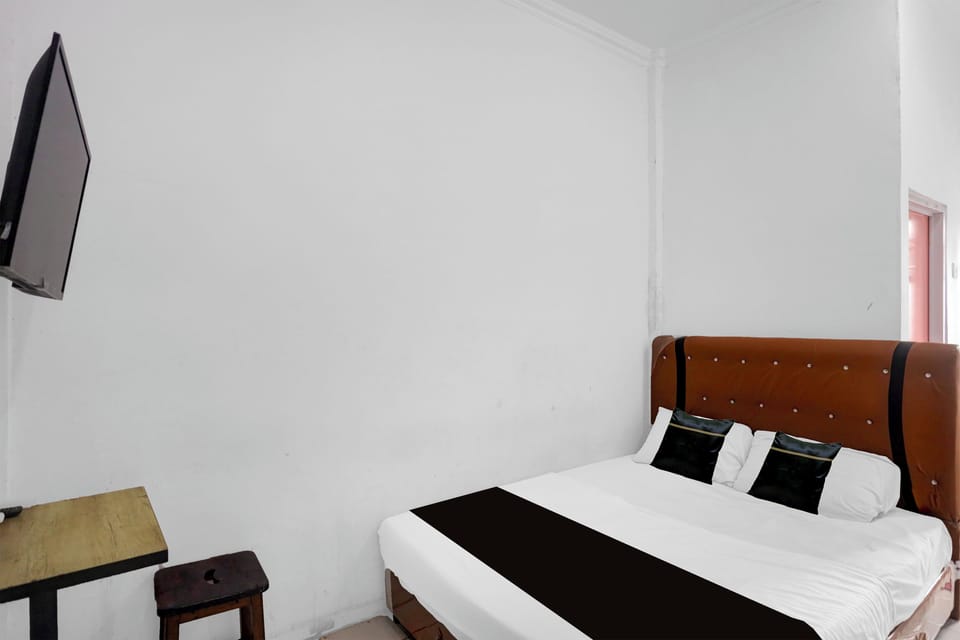 Deluxe Double Room | WiFi (free), bed sheets