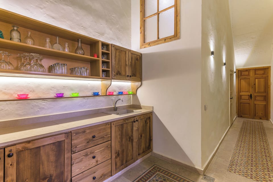 Shared kitchen facilities
