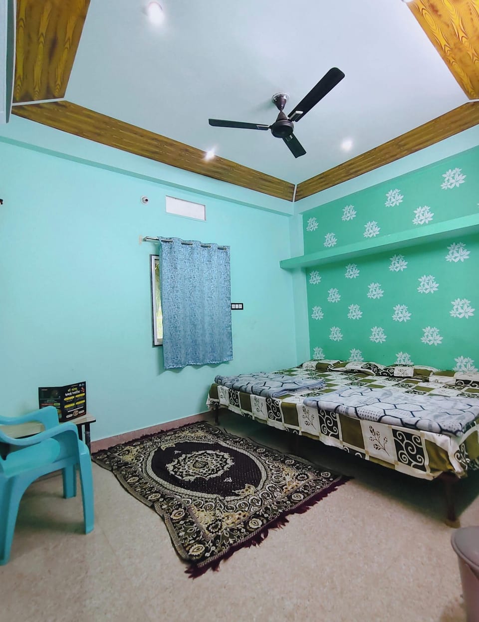 Comfort Quadruple Room, City View | Interior