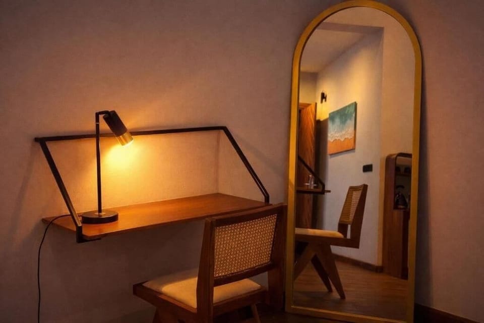 Deluxe Double Room, Balcony, Garden View | Interior
