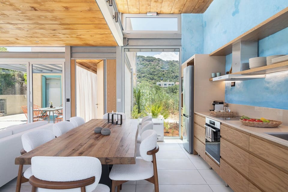 Family House, 4 Bedrooms | Dining
