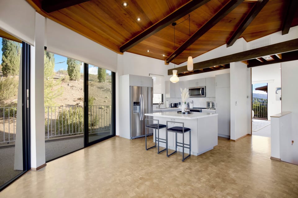 Apartment (Multiple Bedrooms) | Exterior