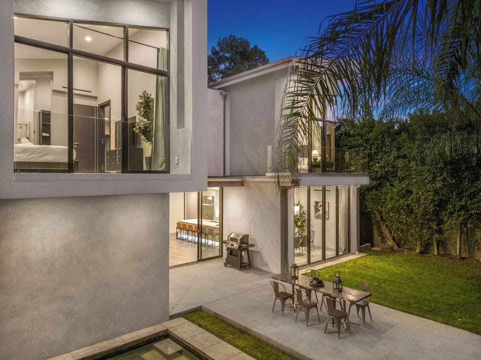 Apartment (5 Bedrooms) | Exterior