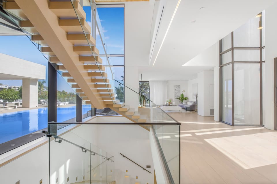 Apartment (Multiple Bedrooms) | Exterior