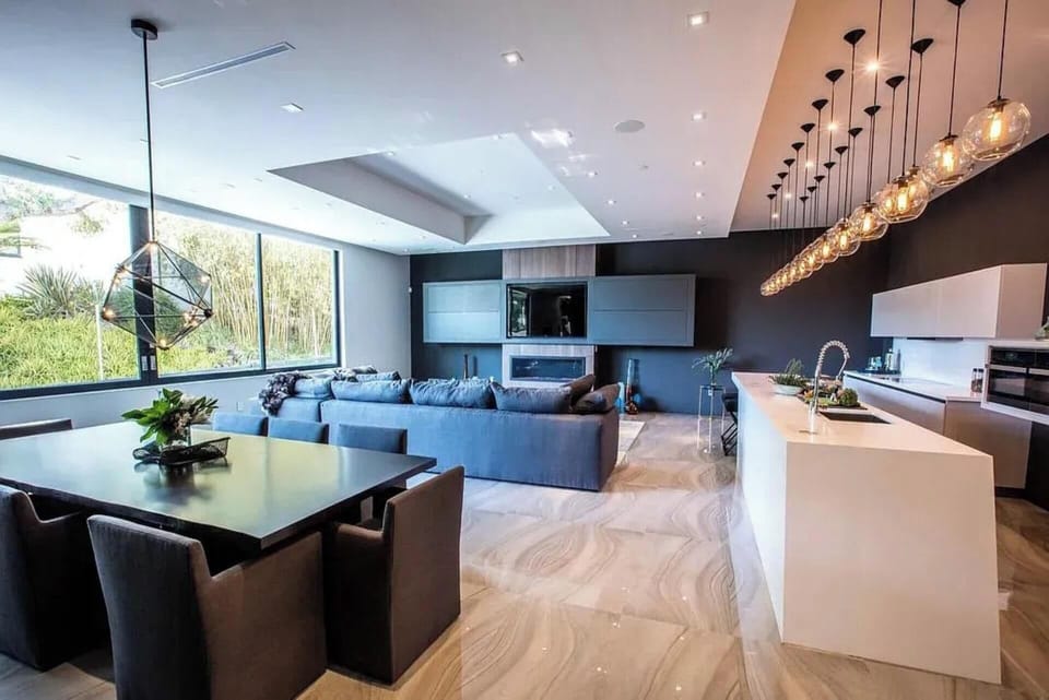 Apartment (4 Bedrooms) | Exterior