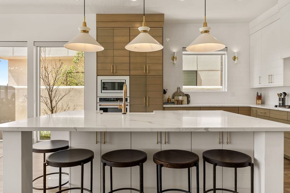 House, Multiple Bedrooms | Private kitchen | Fridge, oven, coffee/tea maker, toaster