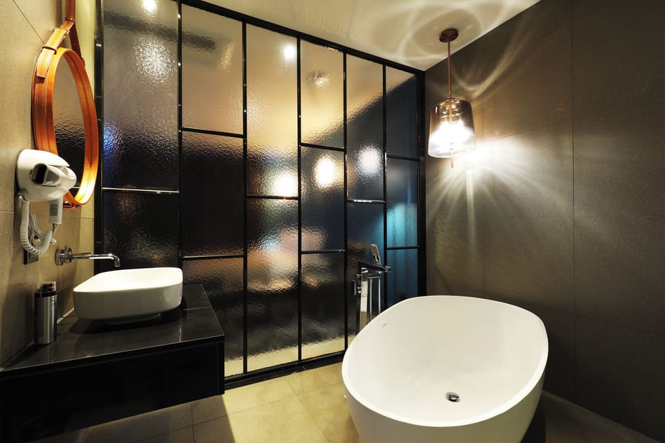 Basic Double Room | Bathroom | Separate tub and shower, hair dryer
