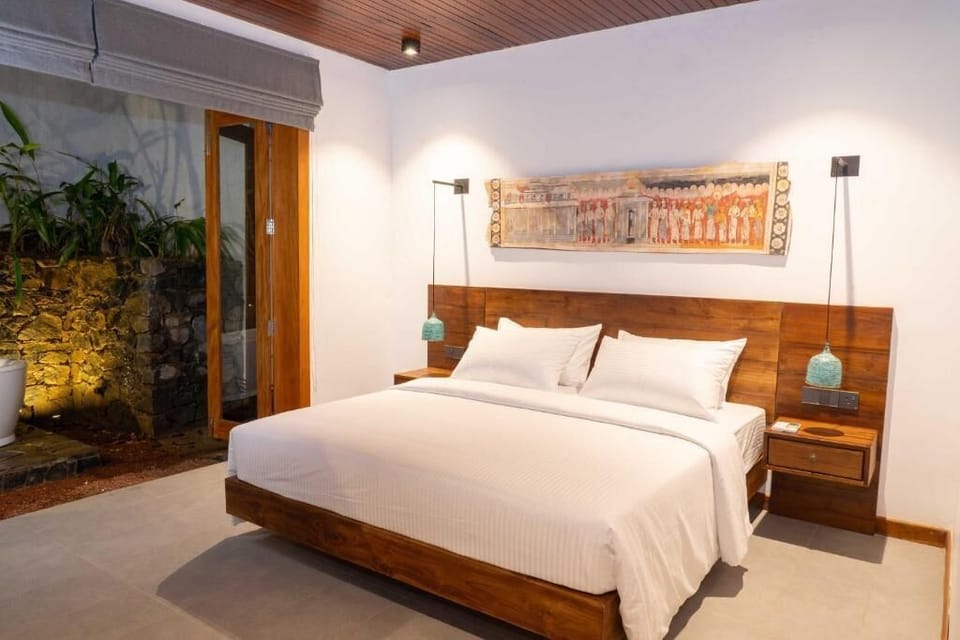 Deluxe Double Room, Balcony, Garden View | Laptop workspace, free WiFi