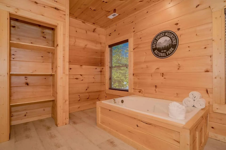 Peaks for Itself House in Pigeon Forge