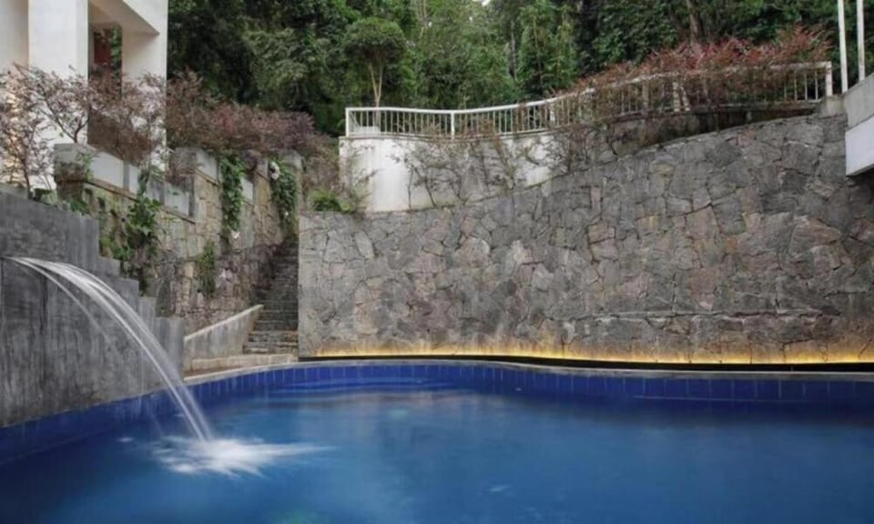Deluxe Double Room, Balcony, Garden View | Pool | Outdoor pool